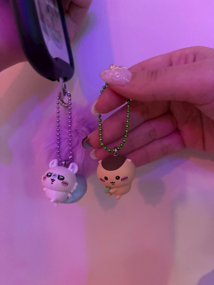 ちいかわの中でなんのキャラクターが好き？私は最近緑関連でくりまんじゅうをたくさん貰うからくりまんじゅうかわいいなって思うんよね🙂‍↕️でも基本的にみんな可愛い☝️この間教えてもらった「すだこ すだこ ゆでだっこ すだこ  やきだっこ ゆでだっこ また すだこ！」の歌詞とリズムが頭から離れない！