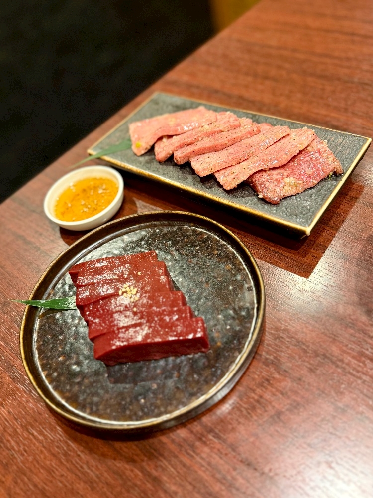 あや
