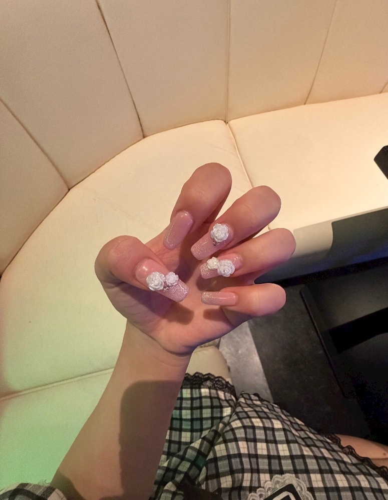 一条 葵