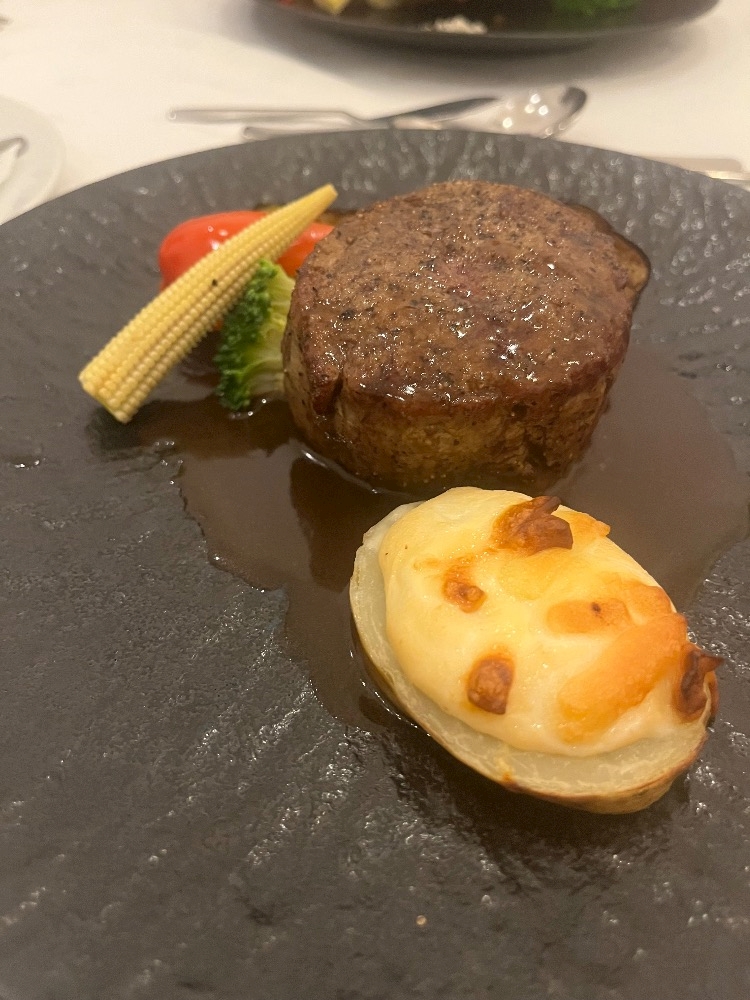 EXECUTIVE LOUNGE URUS日記1617185