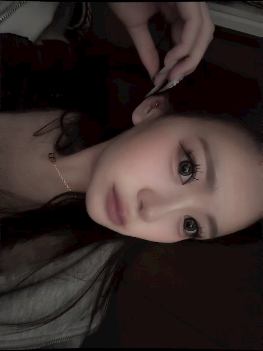 一条 葵