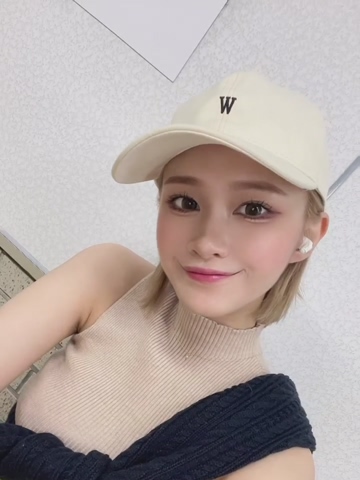 ノースリーブ寒いかなと思･･･