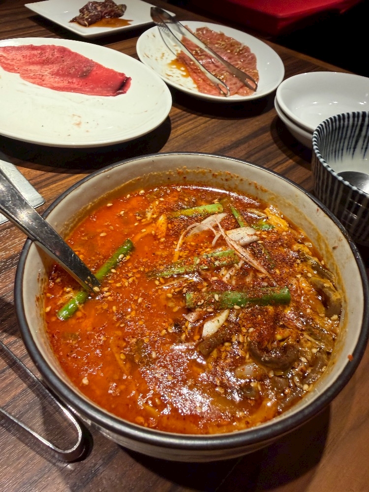 一条 葵