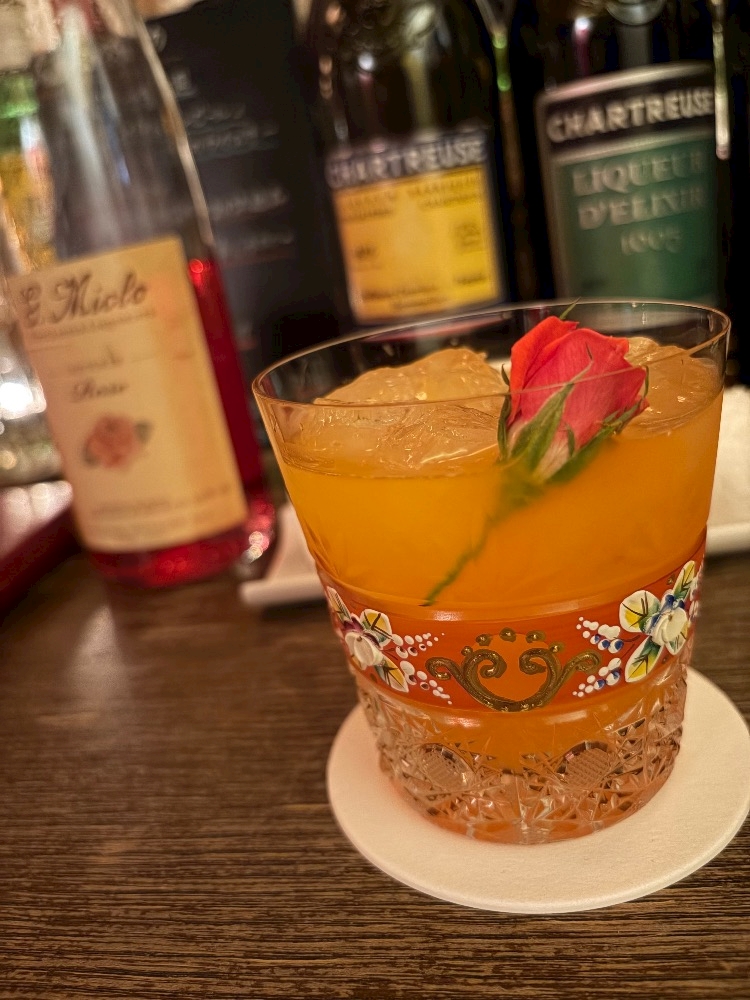 一条 葵