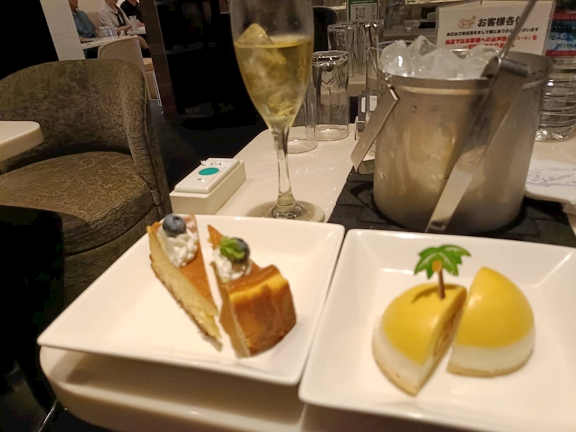 なお