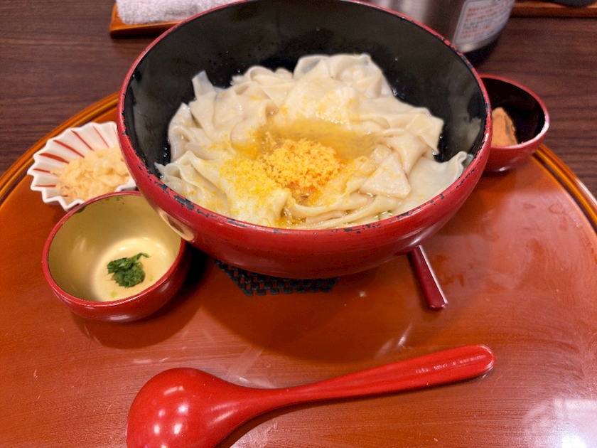 八神 ゆうこ