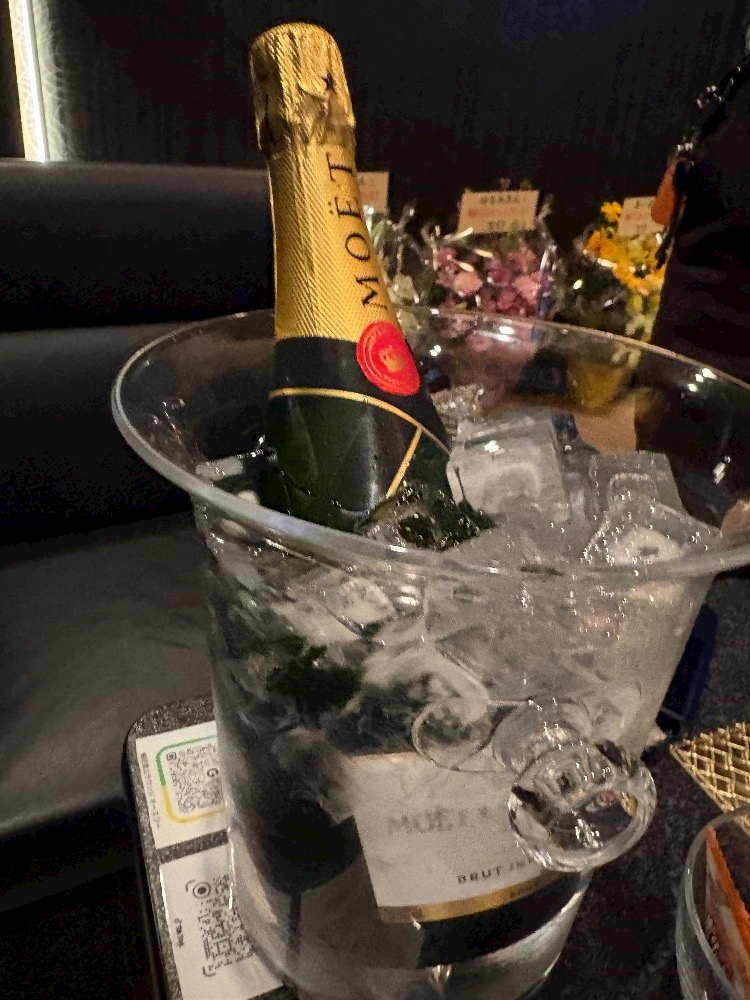 LOUNGE オースリー日記1624009