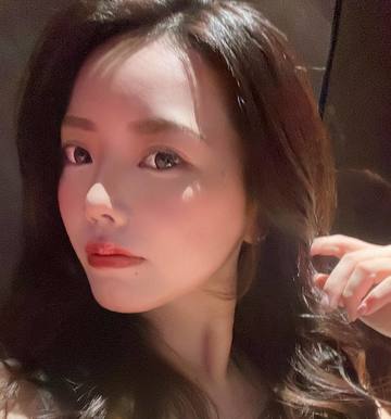 髪暗くしたよん🫦  #ゴ･･･