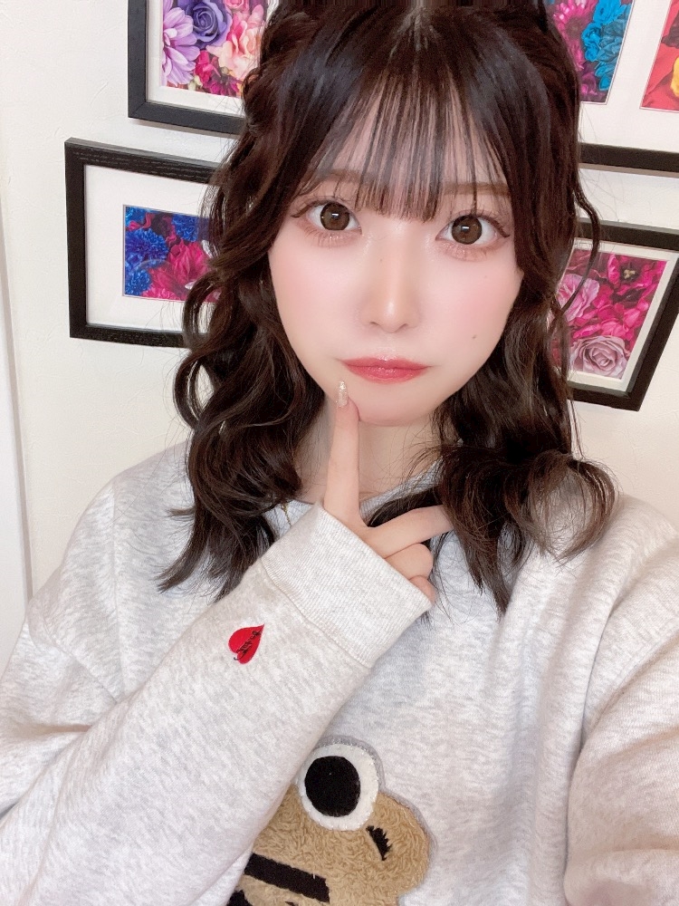 TikTok見てる、、、？？