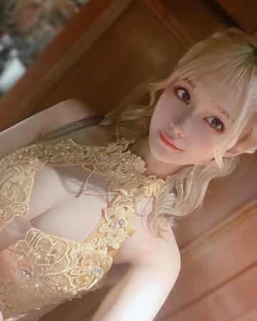 . . . このドレス一･･･