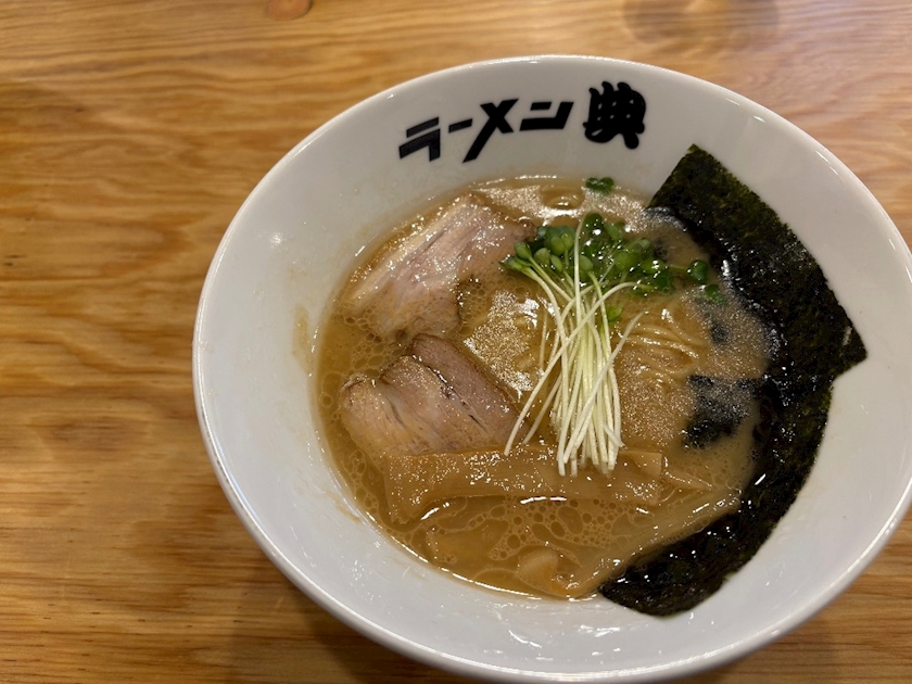 みき