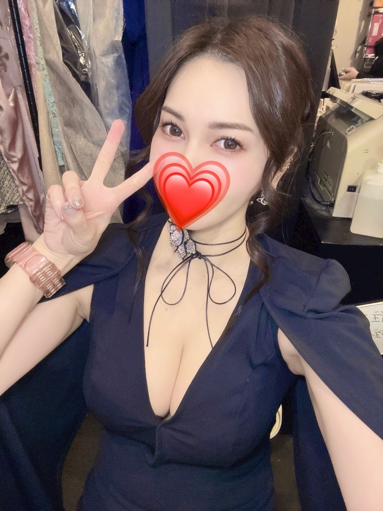 退勤しました！水曜日出勤します♡本日もありがとうございました🙆‍♀️