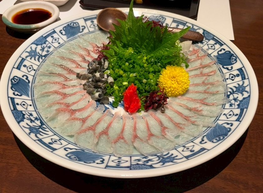 うなぎのお刺身美味しいなϵ( 'Θ' )϶