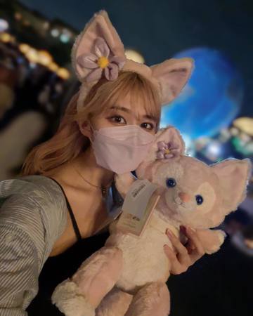 . . . 1枚目の自撮･･･