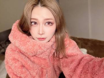 . . 深夜のギャルメイ･･･