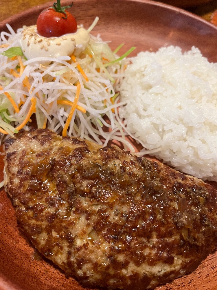 食べだしたら止まらへん🤤