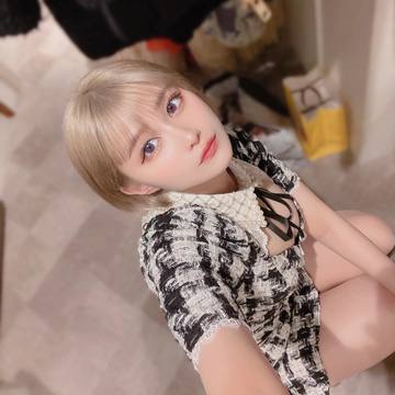 . . . 最近自撮りジ･･･