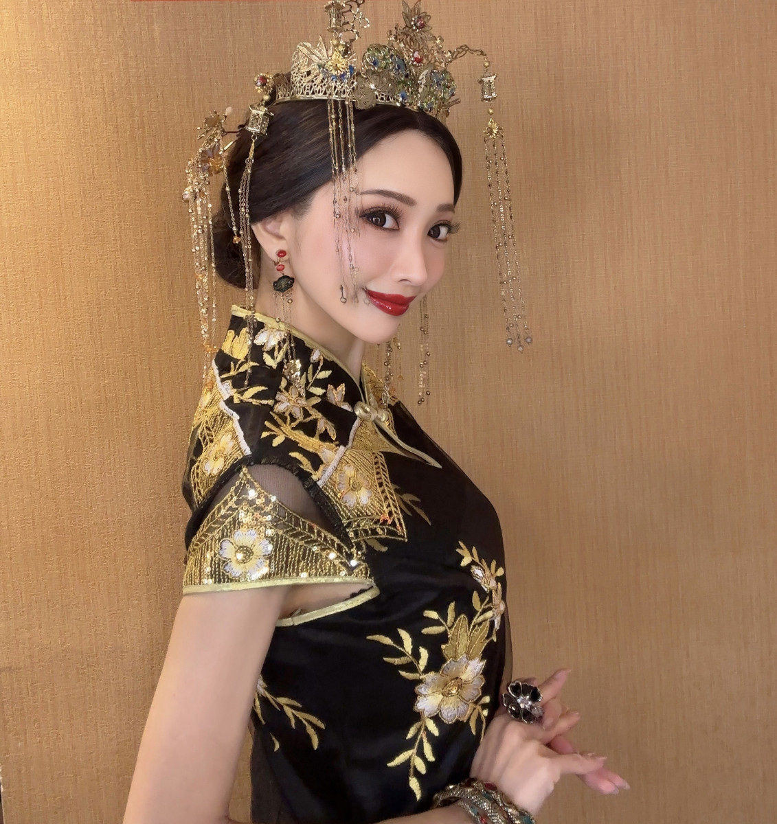 一条 葵（オーナー）