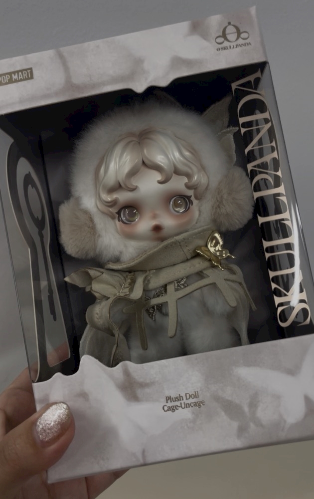 上海限定のSKULLPANDA