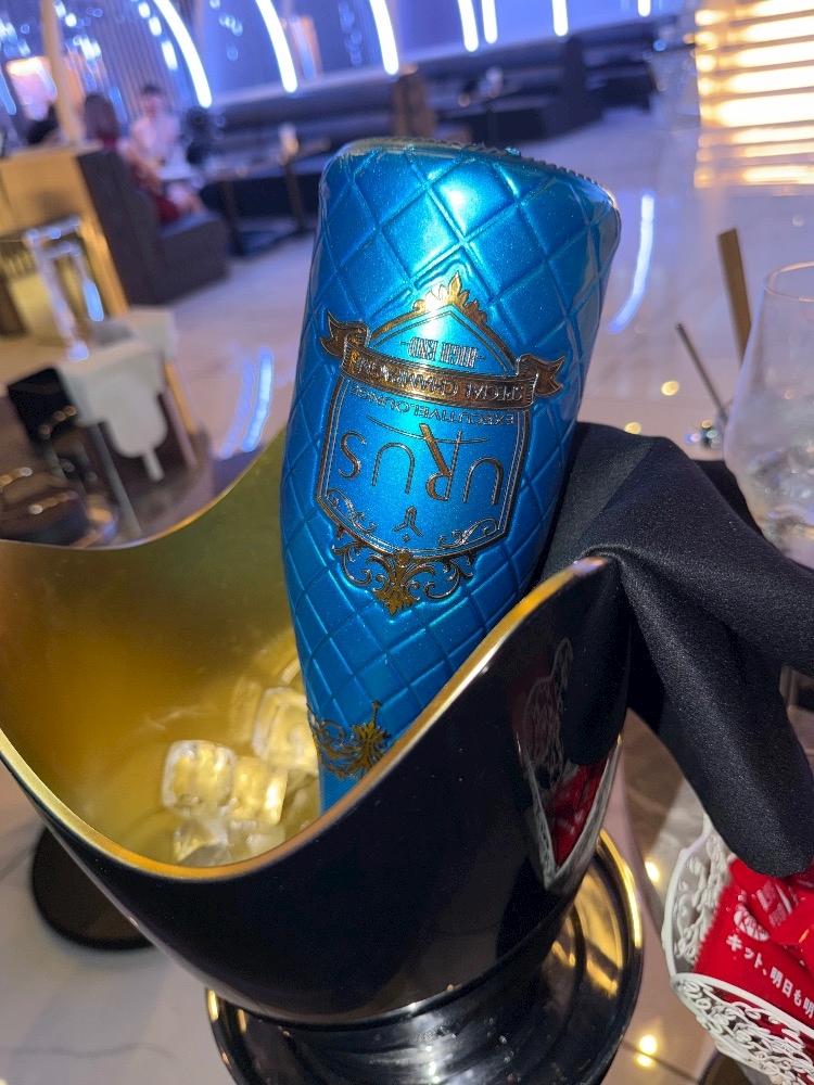 EXECUTIVE LOUNGE URUS日記1632059