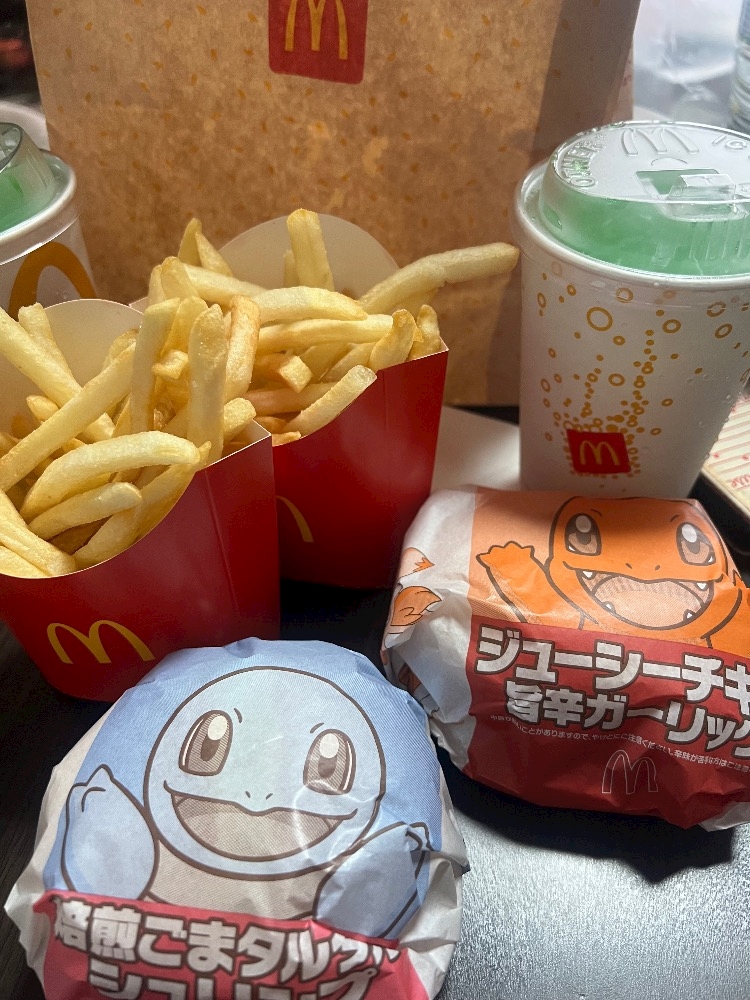 ポケモン30周年マック💞✨️✨