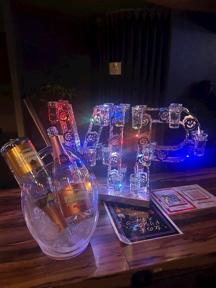 Bar Space Queen日記1625512