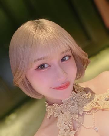 . . . メイク変えま･･･