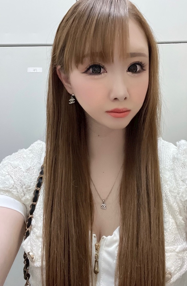 一条 葵