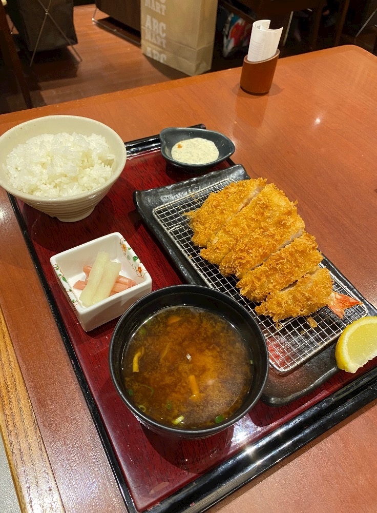一条 葵
