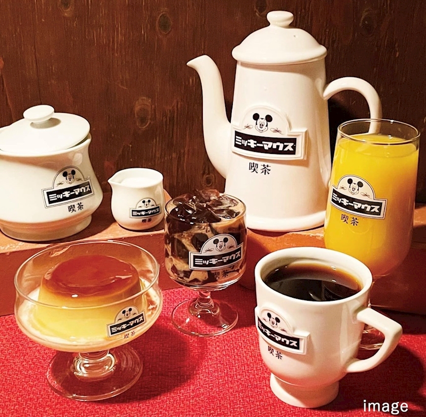 かわいいコップ、かわいいお皿